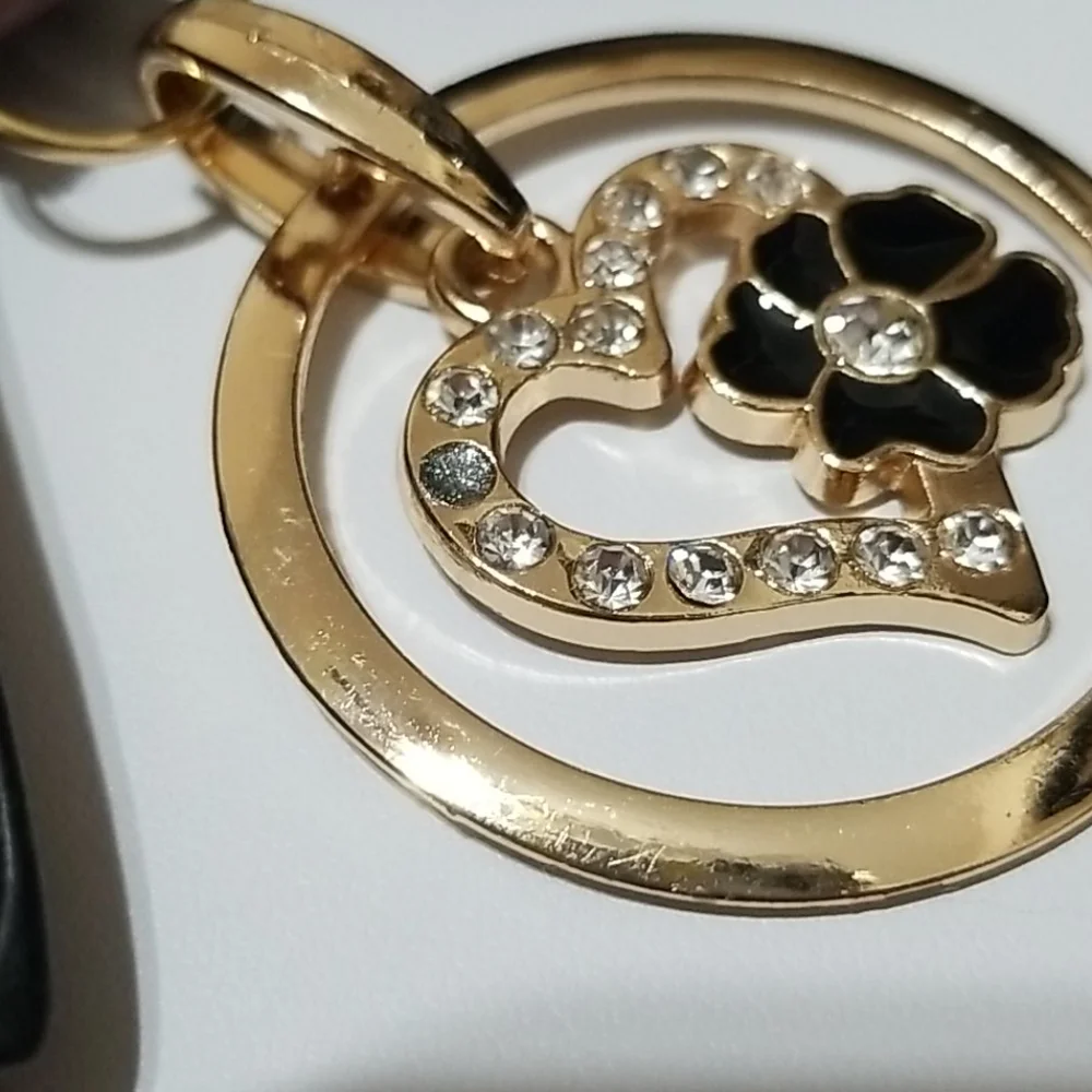 Oversized Bow Keychain
